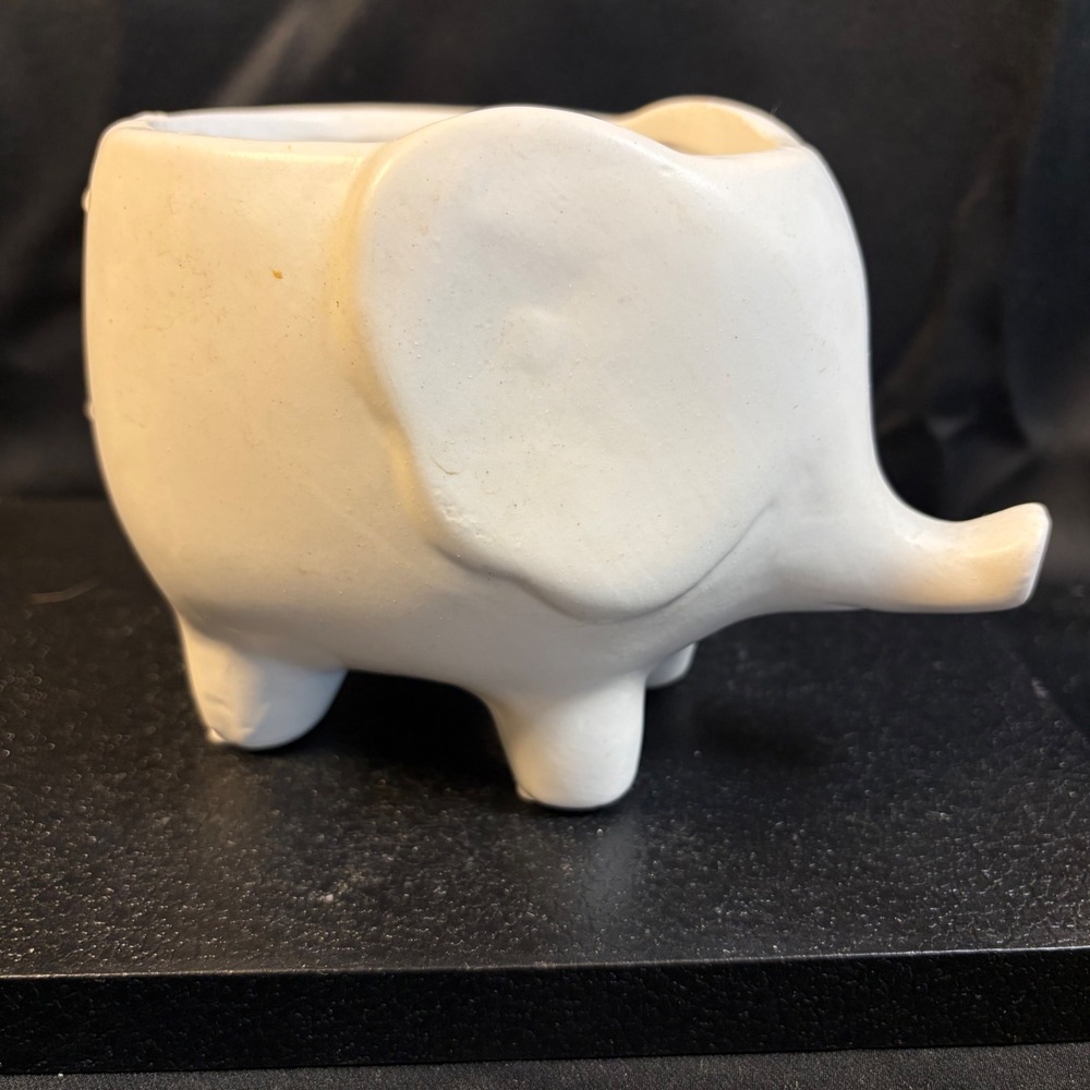 White Ceramic Elephant Planter Figurine Minimalist Animal Succulent Pot Decor